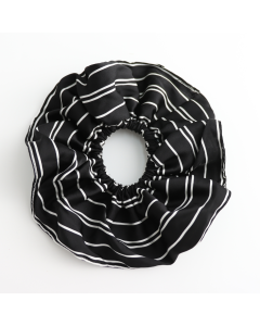 HH0896 Oversized Stripes Scrunchie Black